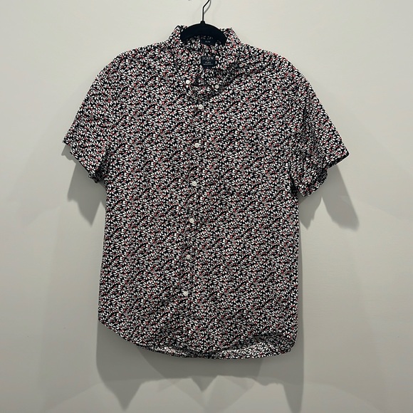J CREW LARGE BUTTON DOWN - Picture 1 of 3